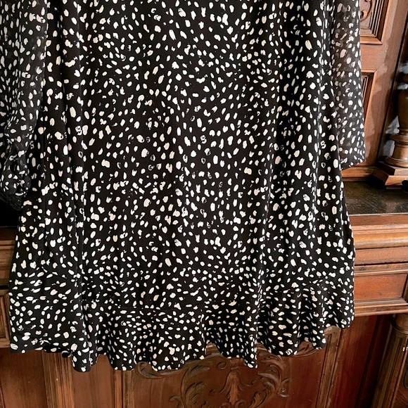 Very comfy,Classy,Church,Office,Breezy, BnW,midi - Picture 1 of 4